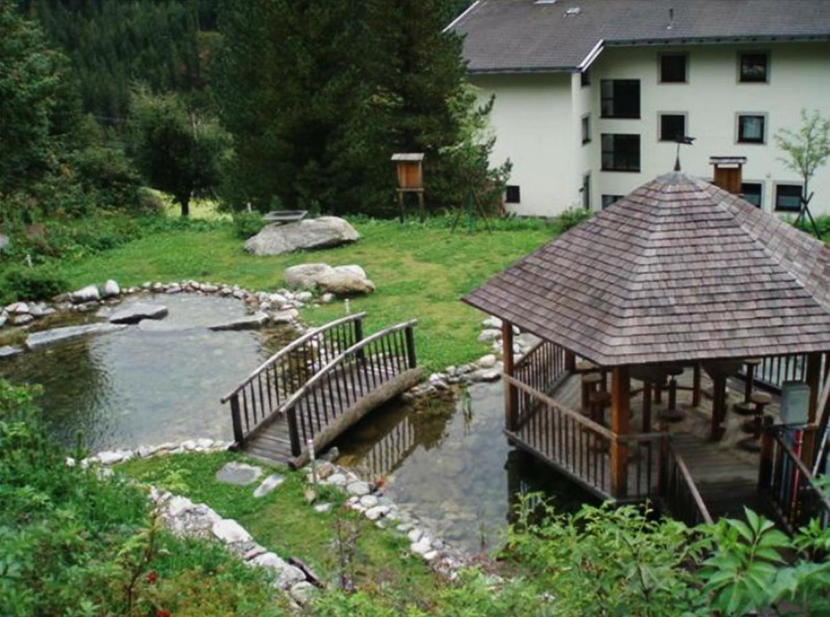 Hotel Laerchenhof à Sankt Jakob in Defereggen Extérieur photo