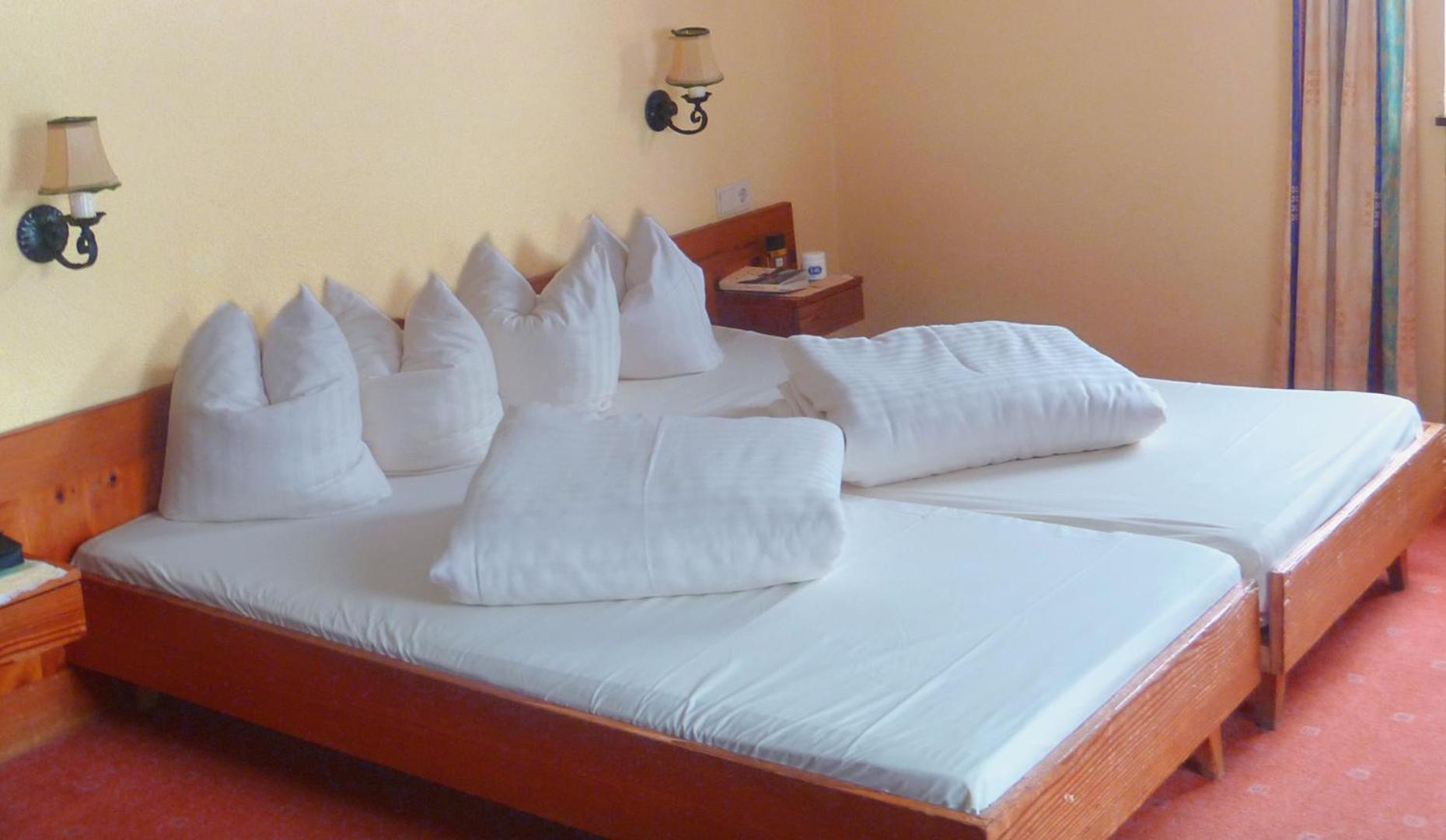 Hotel Laerchenhof à Sankt Jakob in Defereggen Extérieur photo