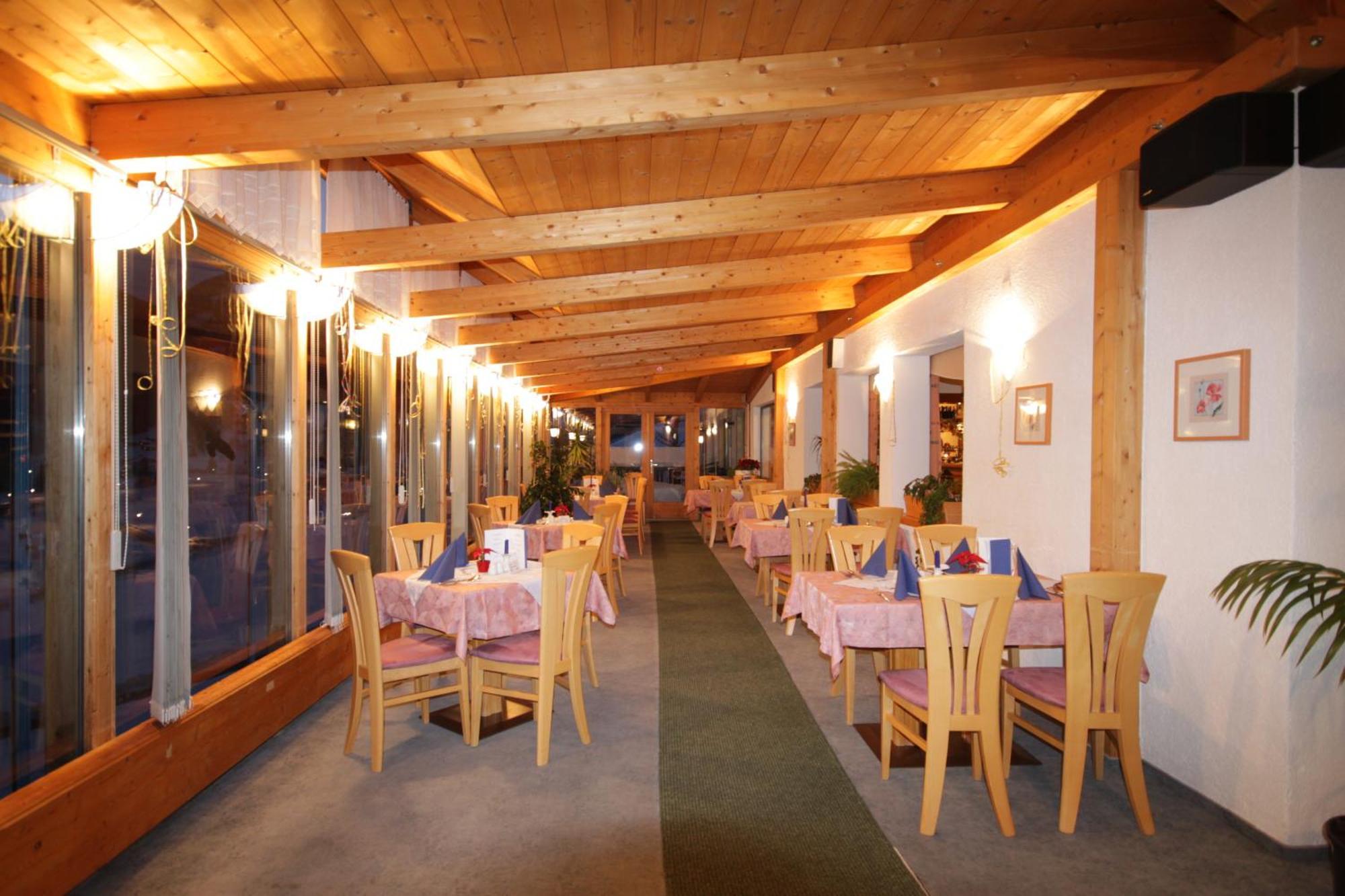 Hotel Laerchenhof à Sankt Jakob in Defereggen Extérieur photo