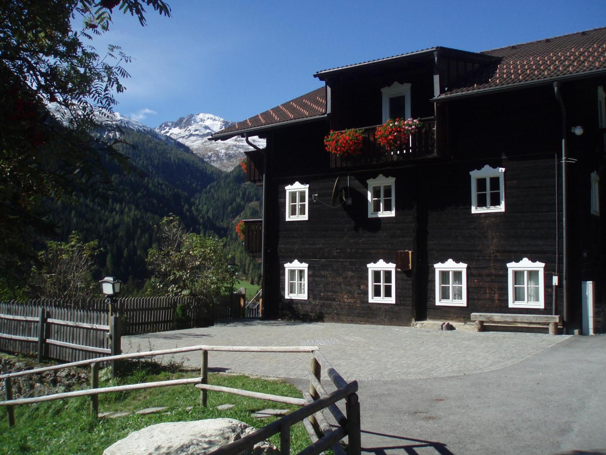 Hotel Laerchenhof à Sankt Jakob in Defereggen Extérieur photo