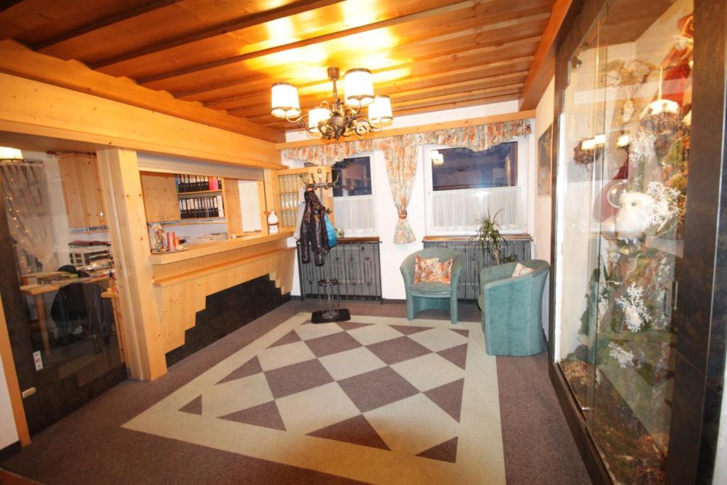 Hotel Laerchenhof à Sankt Jakob in Defereggen Extérieur photo